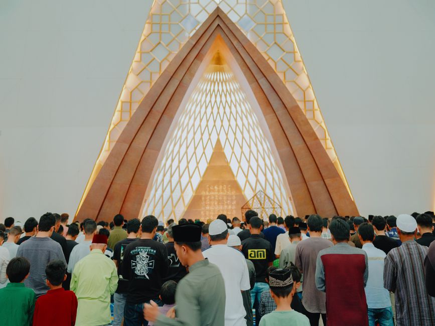 From Faith to Facts: 5 Signs That Religion Is Losing Relevance in 2026